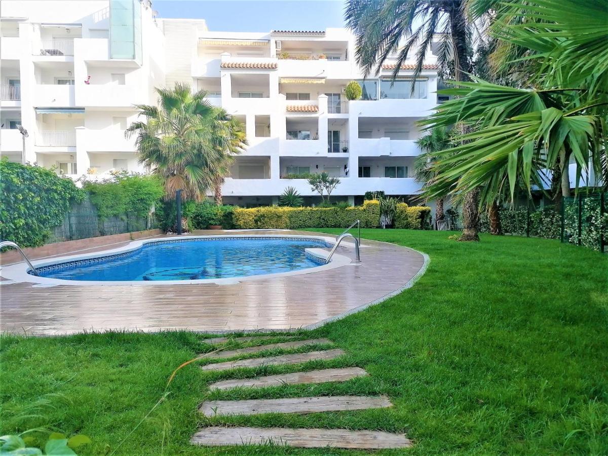 Global Immo 3330 Royal Marina I Tramuntana 4-10 Appartement Roses Buitenkant foto
