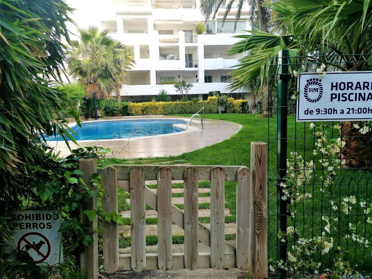 Global Immo 3330 Royal Marina I Tramuntana 4-10 Appartement Roses Buitenkant foto