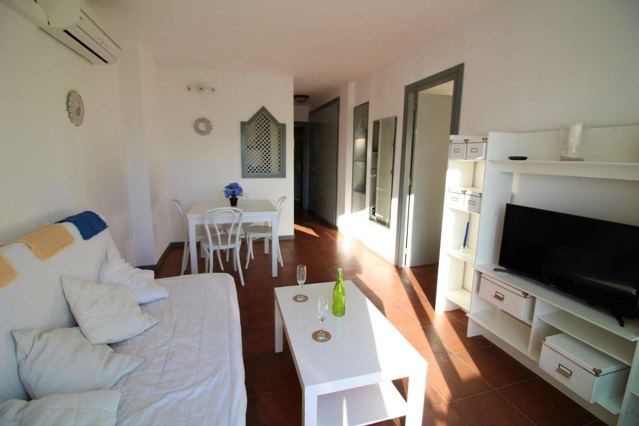 Global Immo 3330 Royal Marina I Tramuntana 4-10 Appartement Roses Buitenkant foto