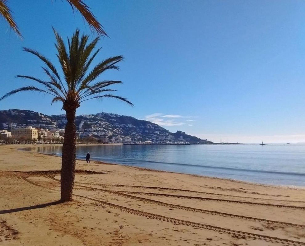 Global Immo 3330 Royal Marina I Tramuntana 4-10 Appartement Roses Buitenkant foto